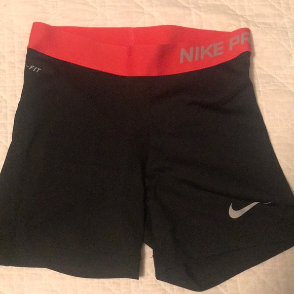 Nike Pants - Nike pro dri fit bottoms